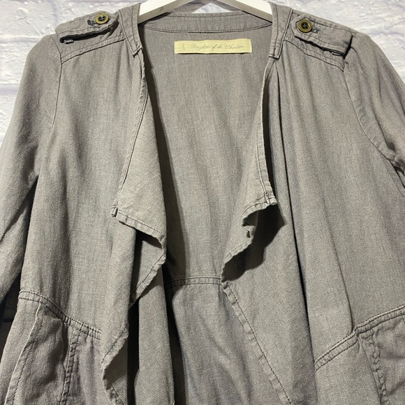 Daughters of the liberation jacket in gray - Picture 5 of 12